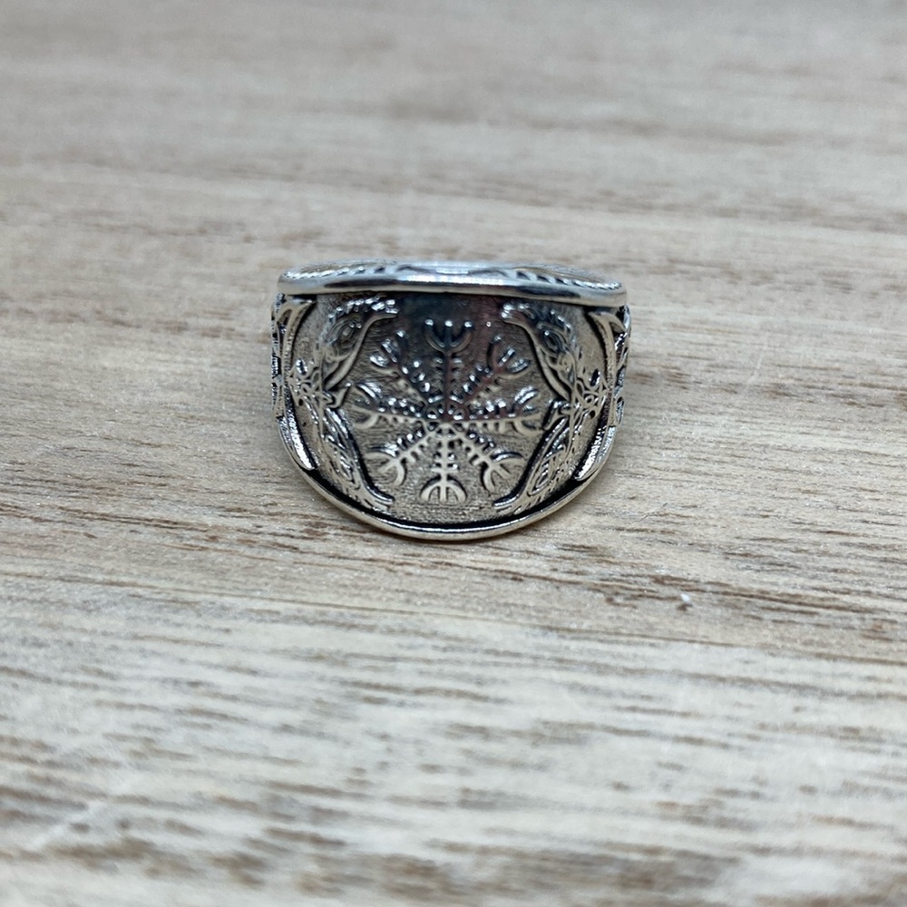 Intricate Silver Ring